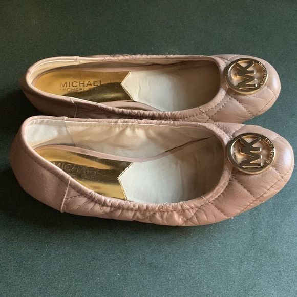 Michael Kors Nude Fulton Quilted Ballet Flats size 6.5 - Picture 6 of 13